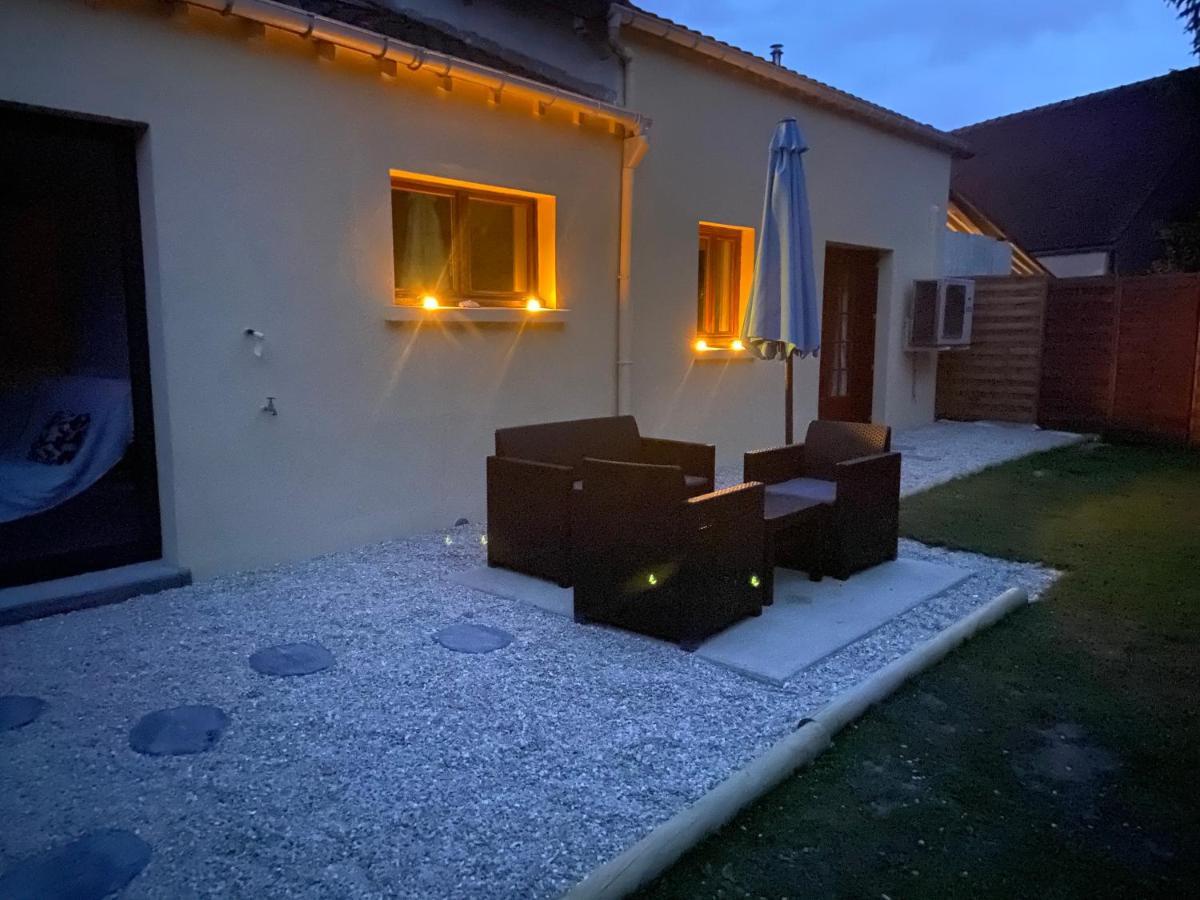 La Brie A 15Mn De Disneyland Et Village Nature Neufmoutiers-en-Brie Luaran gambar