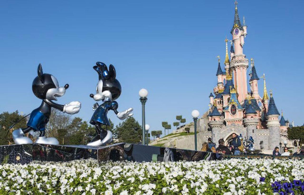 La Brie A 15Mn De Disneyland Et Village Nature Neufmoutiers-en-Brie Luaran gambar